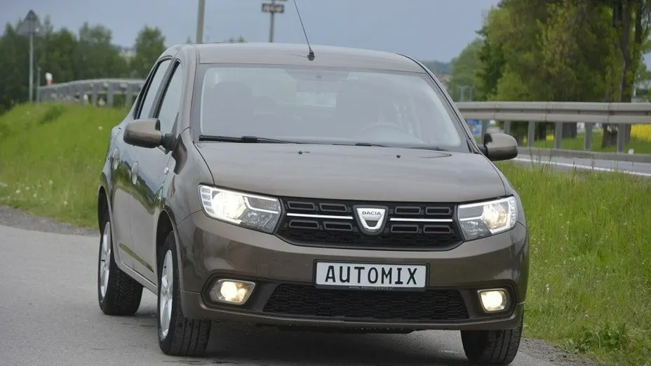 DACIA Logan -