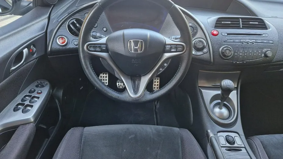 HONDA Civic -