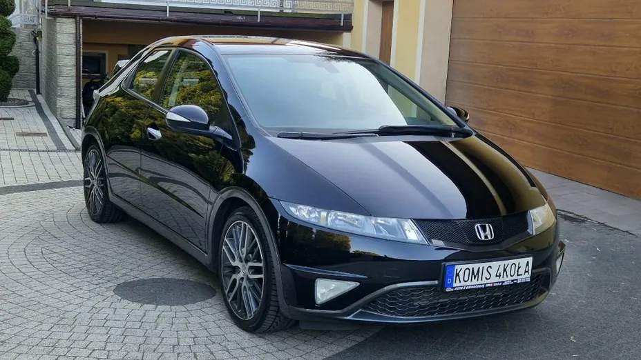 HONDA Civic -