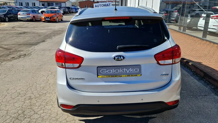 KIA Carens -