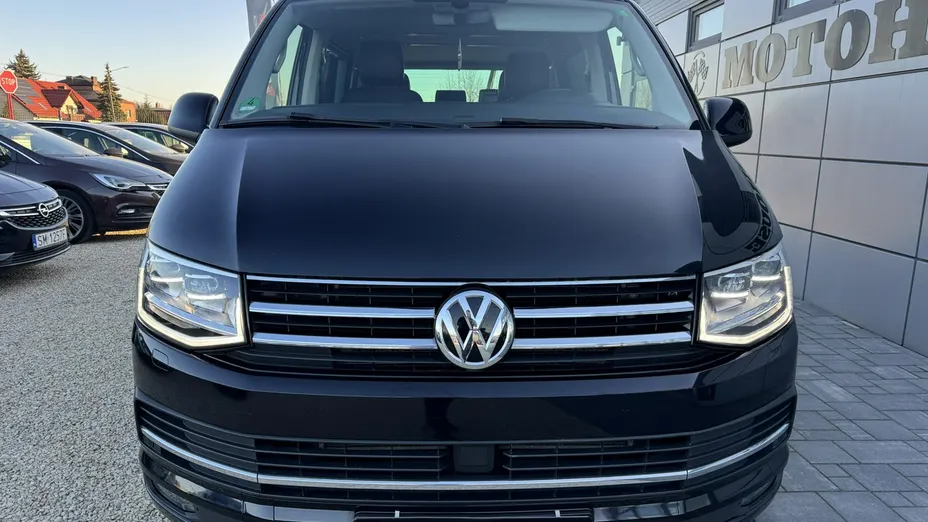 VOLKSWAGEN Multivan -