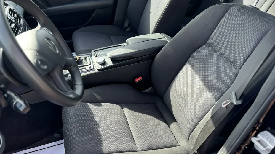 MERCEDES-BENZ C Klasa -