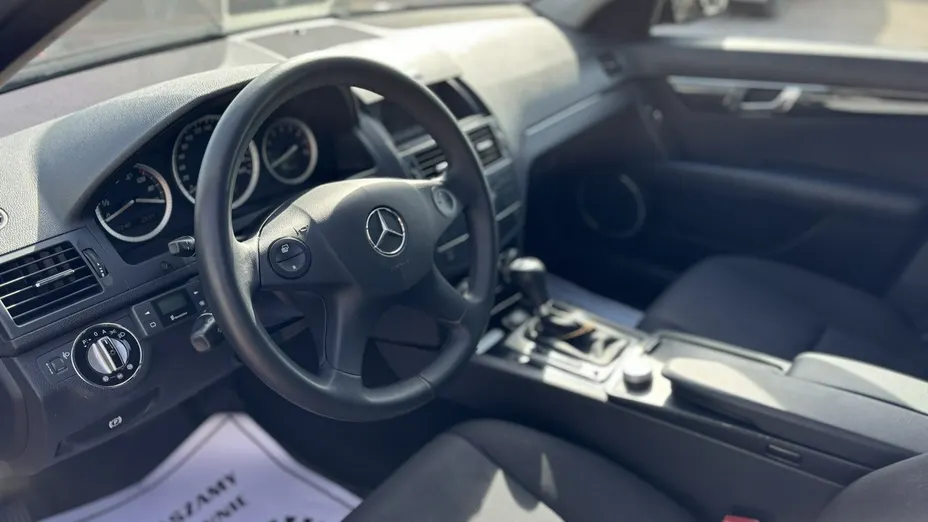 MERCEDES-BENZ C Klasa -