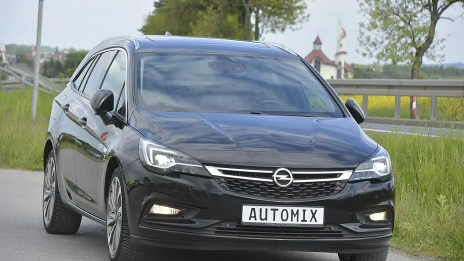 OPEL Astra -