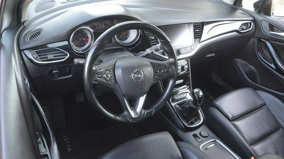 OPEL Astra -