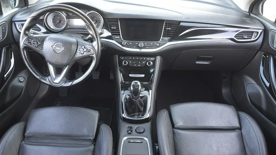 OPEL Astra -