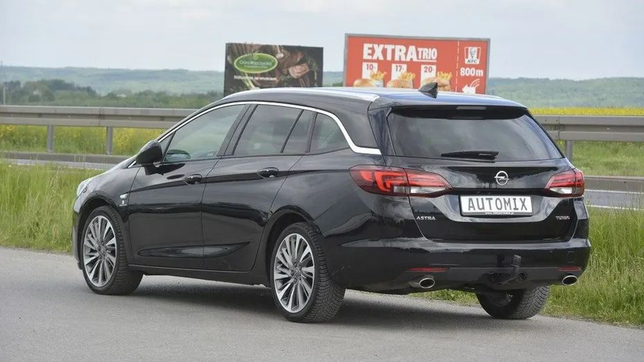 OPEL Astra -