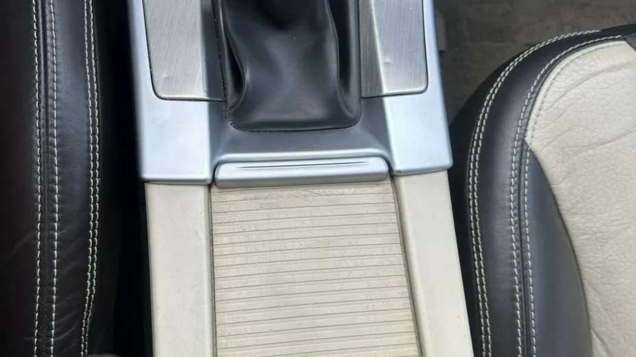 VOLVO XC60 -