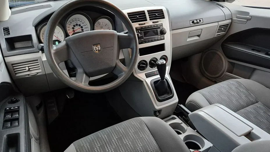 DODGE Caliber -
