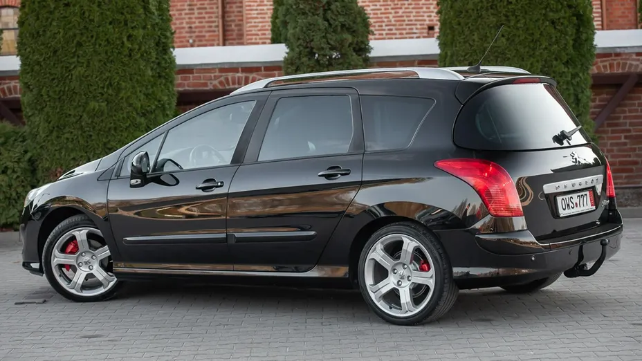 PEUGEOT 308 -
