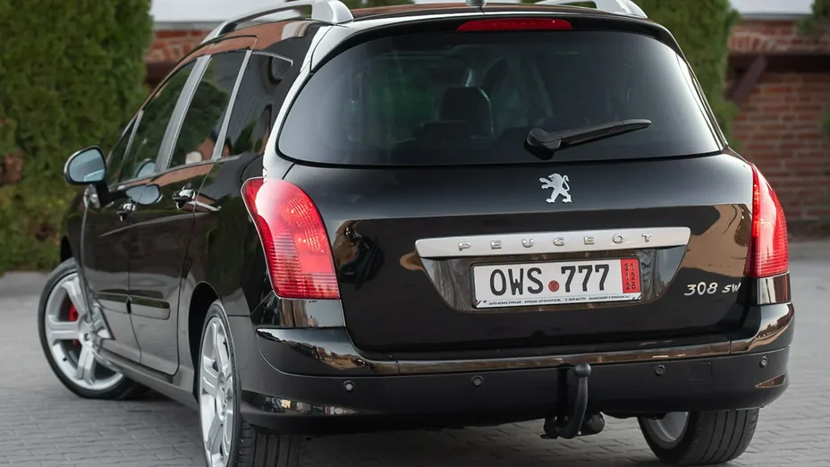 PEUGEOT 308 -