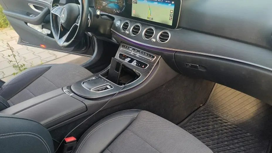 MERCEDES-BENZ E Klasa -