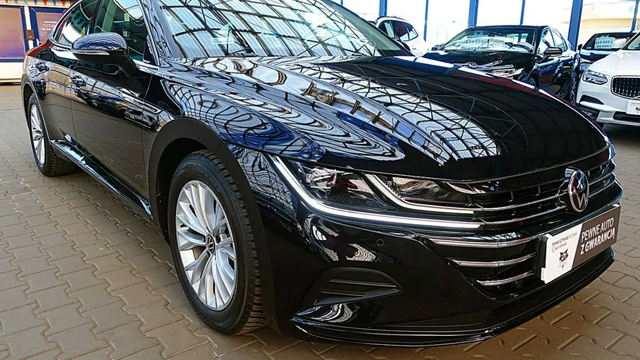 VOLKSWAGEN Arteon -