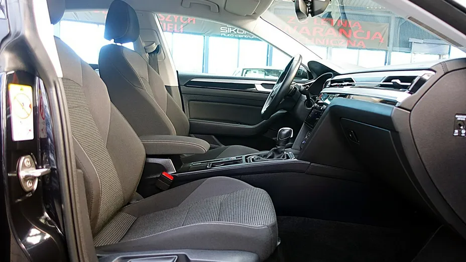 VOLKSWAGEN Arteon -