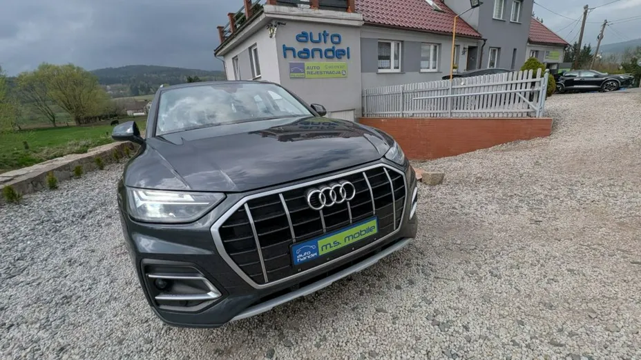 AUDI Q5 -
