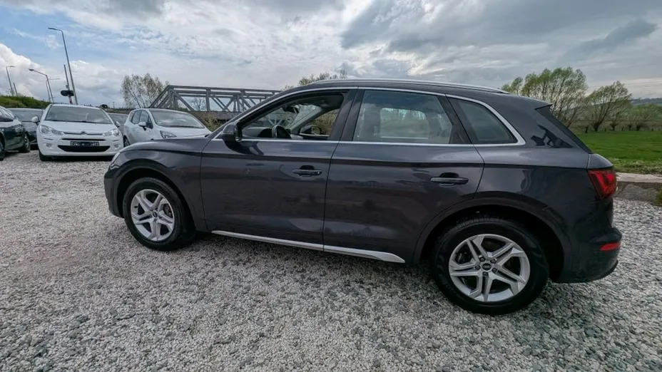 AUDI Q5 -