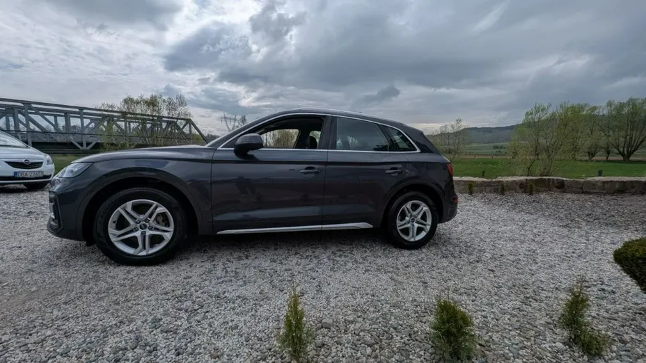 AUDI Q5 -