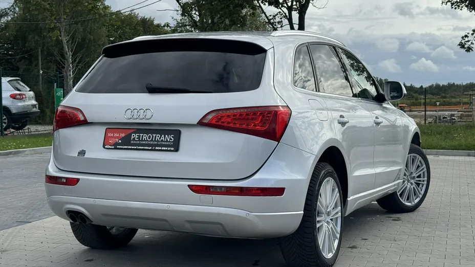AUDI Q5 -