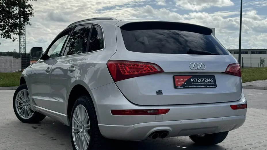 AUDI Q5 -