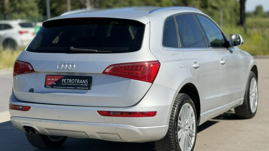 AUDI Q5 -