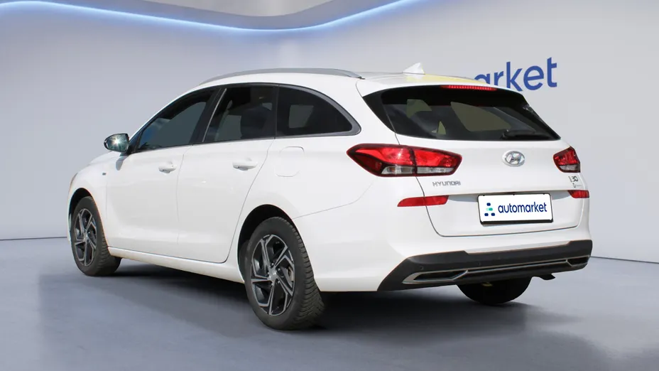 HYUNDAI i30 i30 1.5 T-GDI 48V Smart