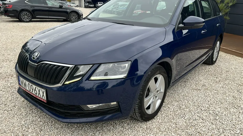 SKODA Octavia -