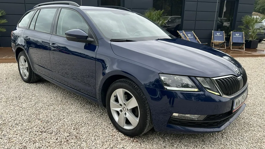 SKODA Octavia -