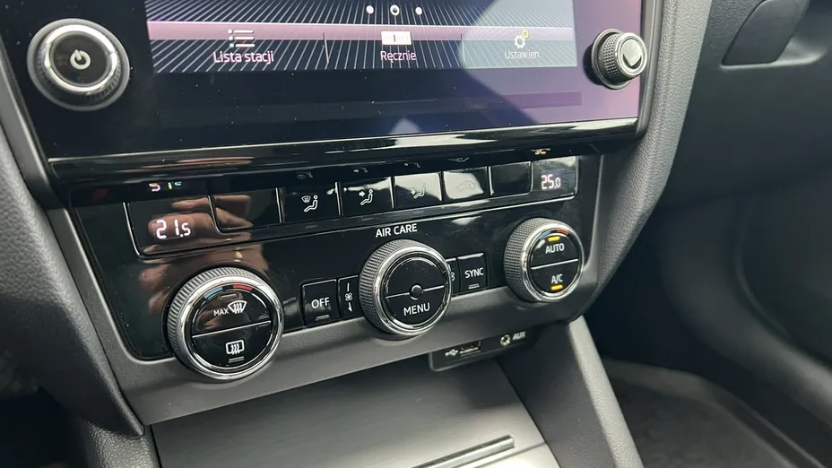SKODA Octavia -