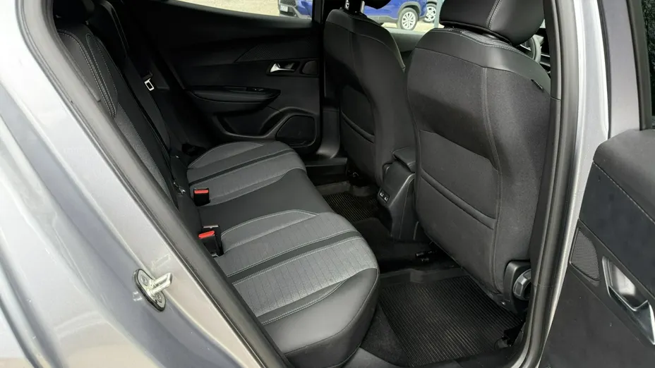 PEUGEOT 2008 -