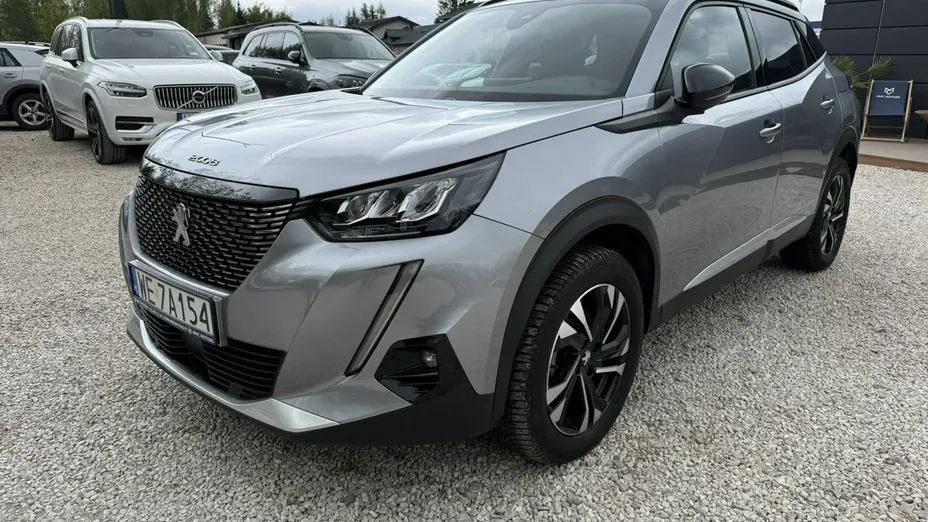 PEUGEOT 2008 -