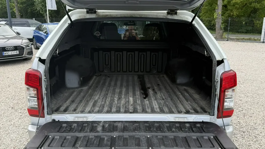 MITSUBISHI L 200 -