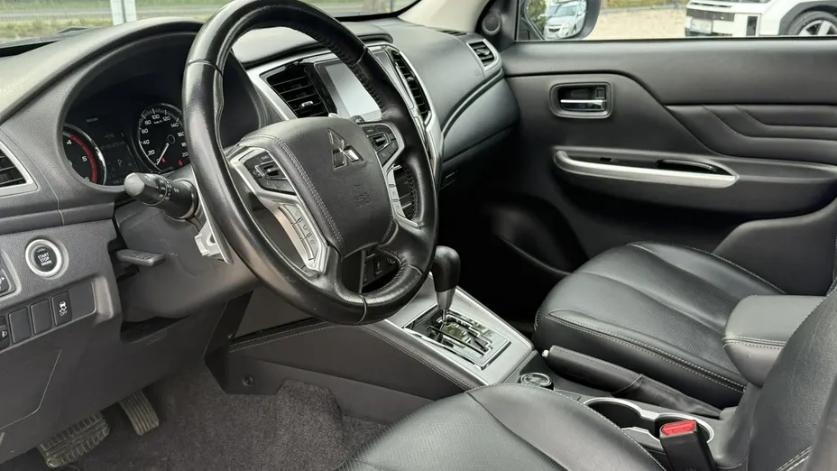 MITSUBISHI L 200 -