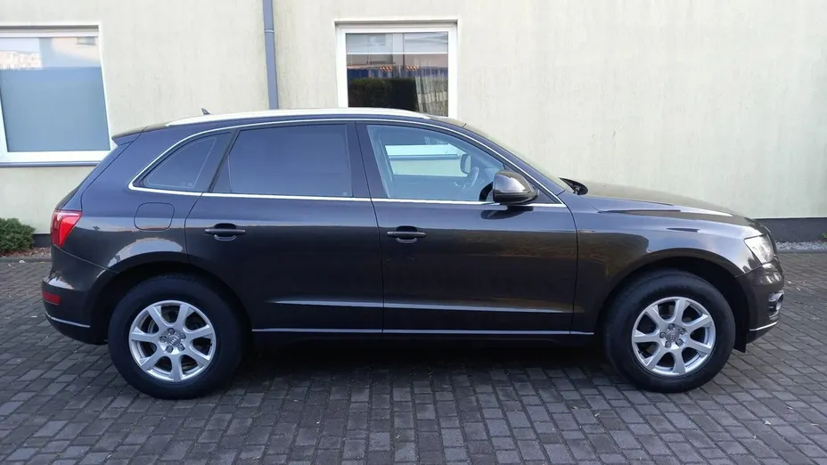 AUDI Q5 -