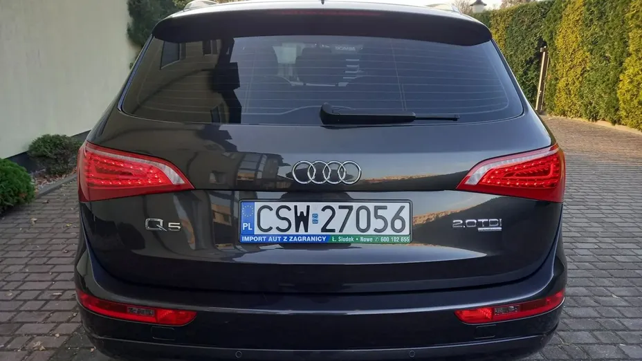 AUDI Q5 -