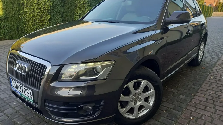 AUDI Q5 -