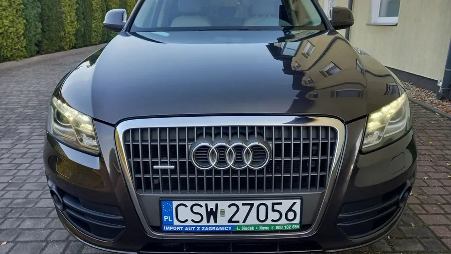 AUDI Q5 -