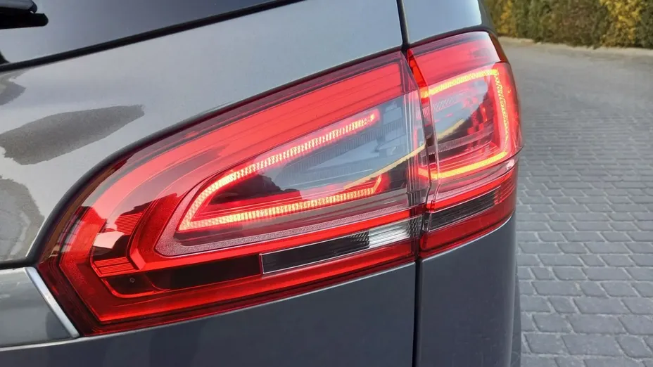 FORD S-MAX -