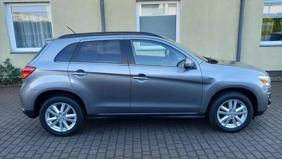 MITSUBISHI ASX -