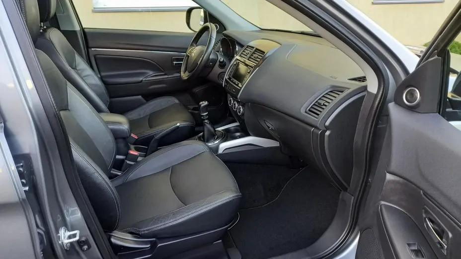MITSUBISHI ASX -