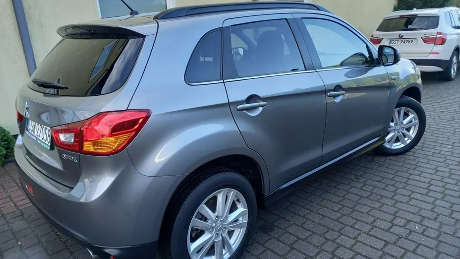 MITSUBISHI ASX -