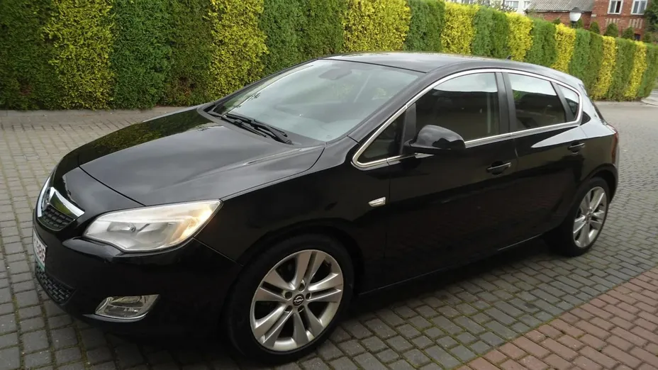 OPEL Astra -