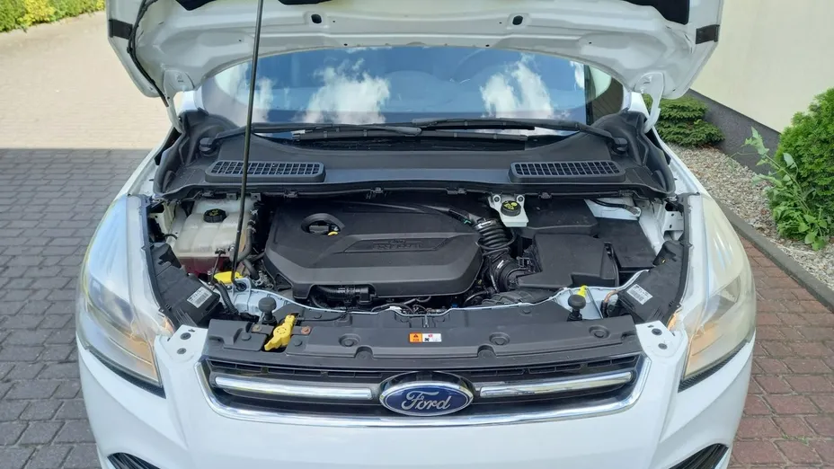 FORD Kuga -