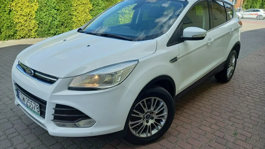 FORD Kuga -