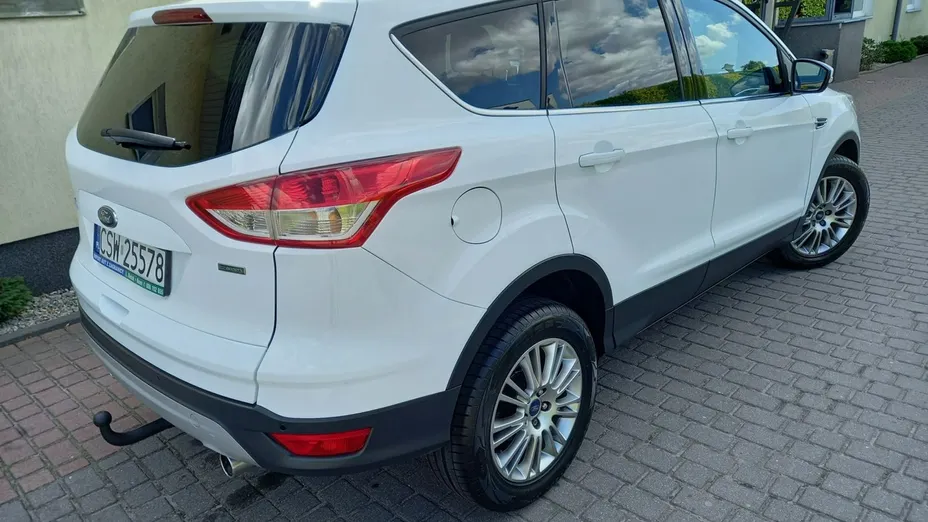 FORD Kuga -