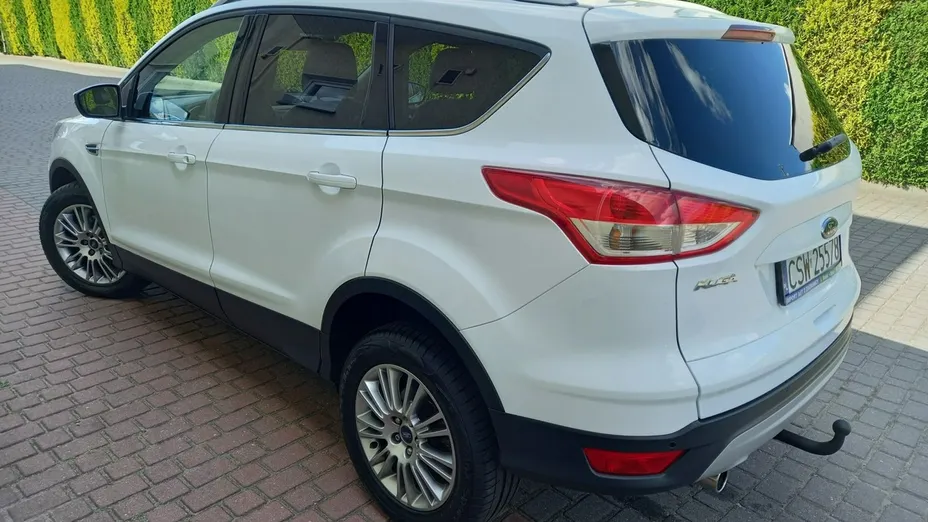 FORD Kuga -