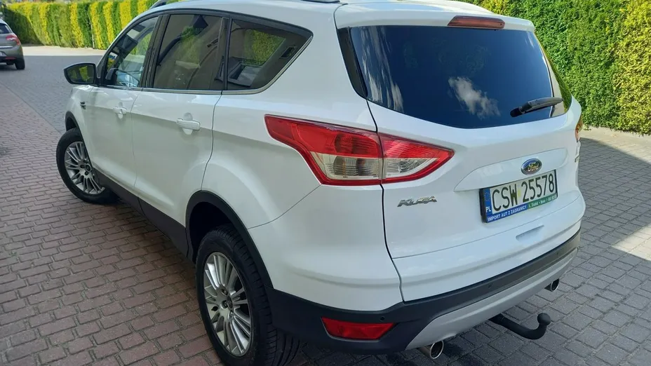 FORD Kuga -