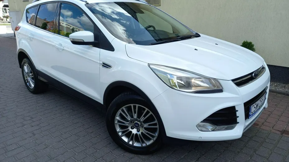 FORD Kuga -