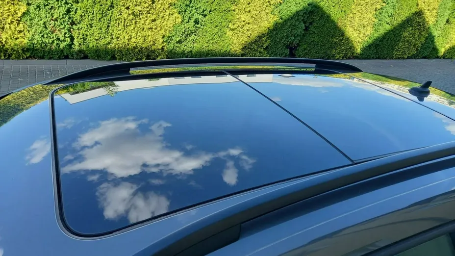 VOLKSWAGEN Tiguan -