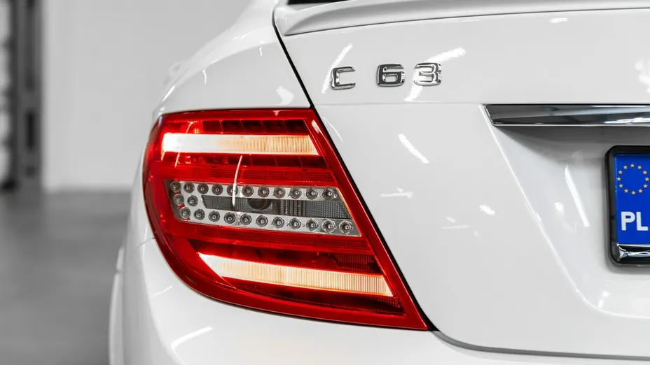 MERCEDES-BENZ C Klasa -