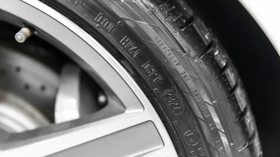 MERCEDES-BENZ C Klasa -